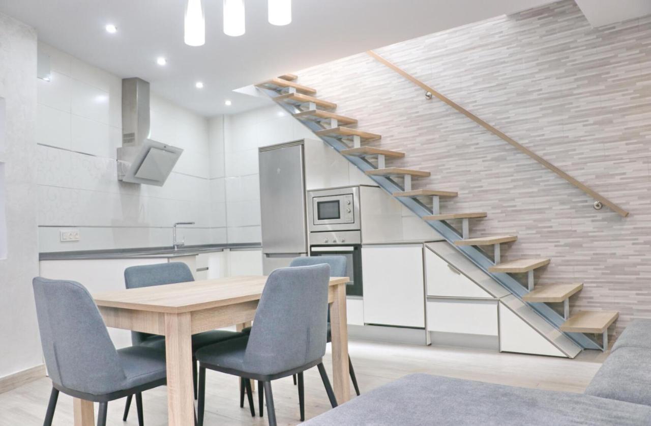 Apartment Colon